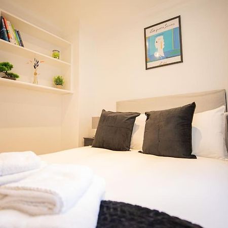 Perfect Location 4Bed 2 Bath Spacious Apartment London Exteriör bild