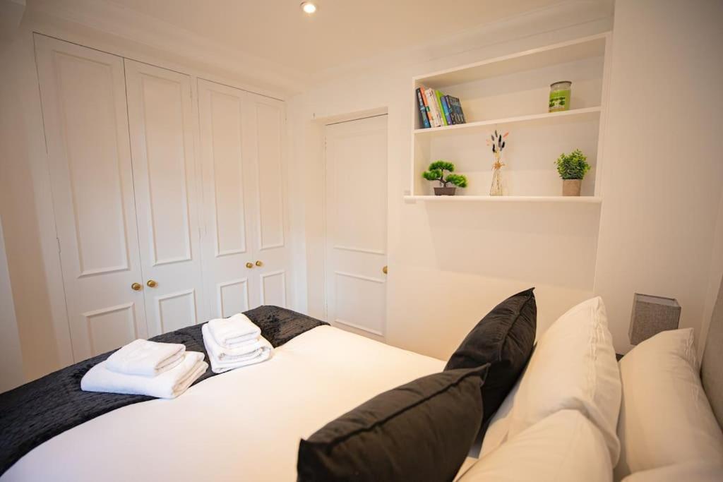 Perfect Location 4Bed 2 Bath Spacious Apartment London Exteriör bild