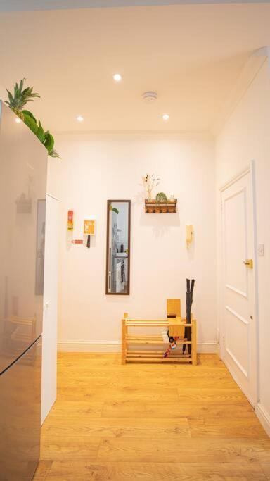 Perfect Location 4Bed 2 Bath Spacious Apartment London Exteriör bild